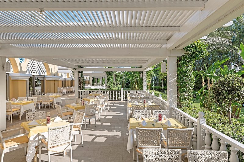 Royal Holiday Palace 24