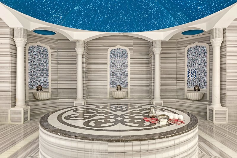 Royal Holiday Palace 30