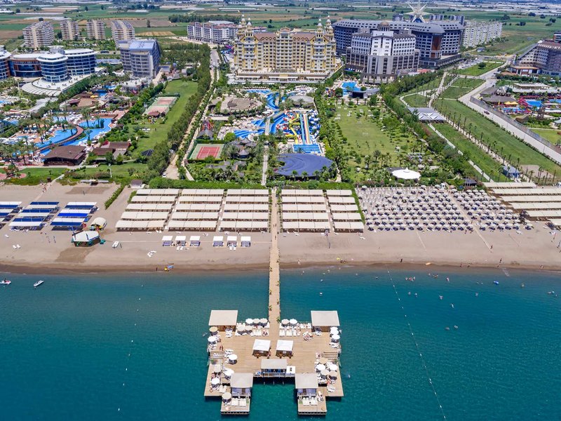 Royal Holiday Palace 11