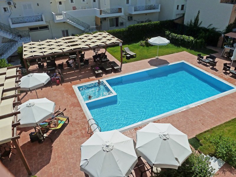 Boutique Hotel Eleana 13
