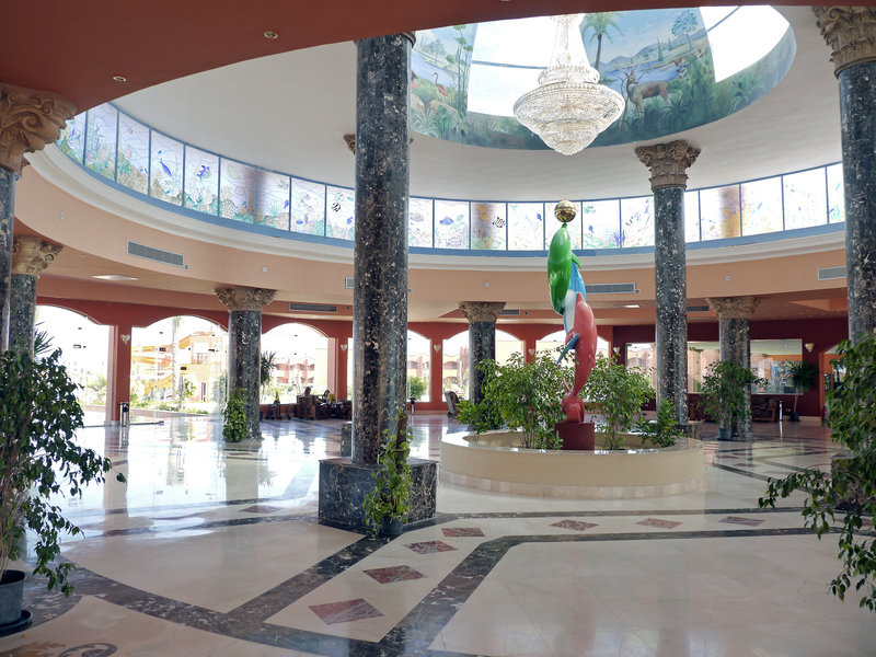 Three Corners Happy Life Beach Resort 5