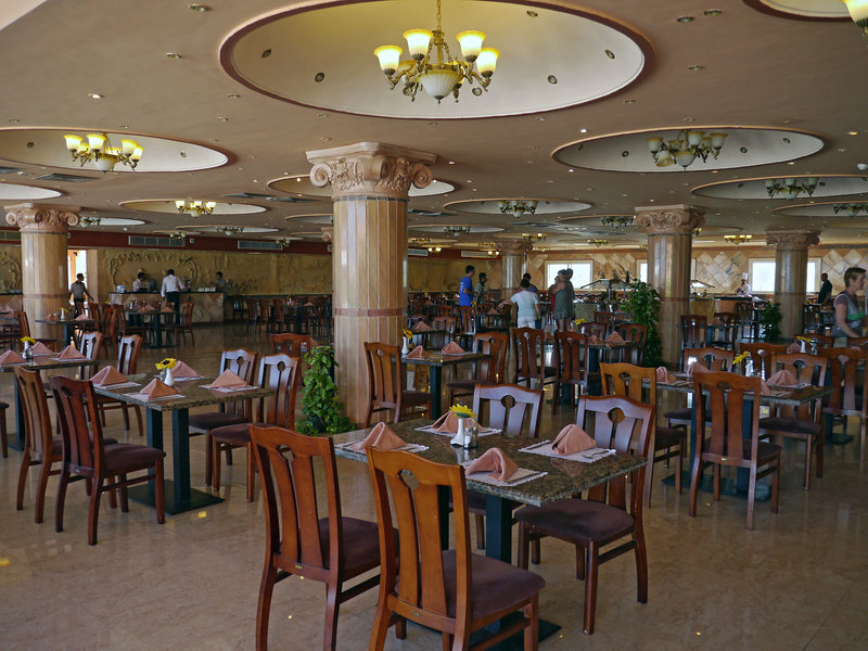 Three Corners Happy Life Beach Resort 7