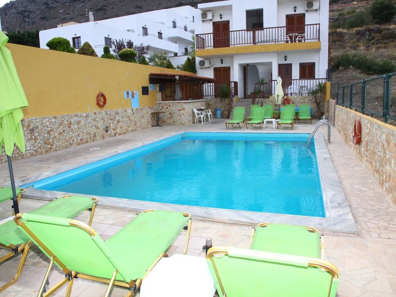 Elgoni Apartments 6