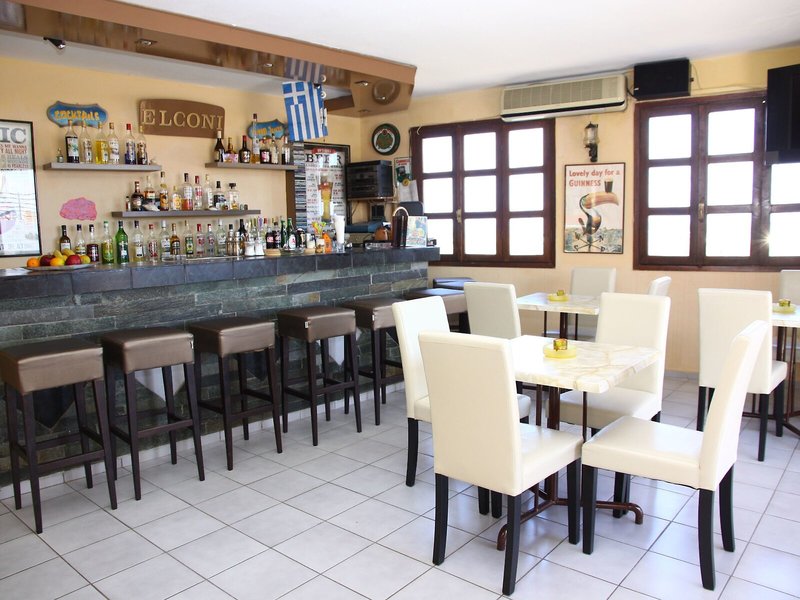 Elgoni Apartments 10