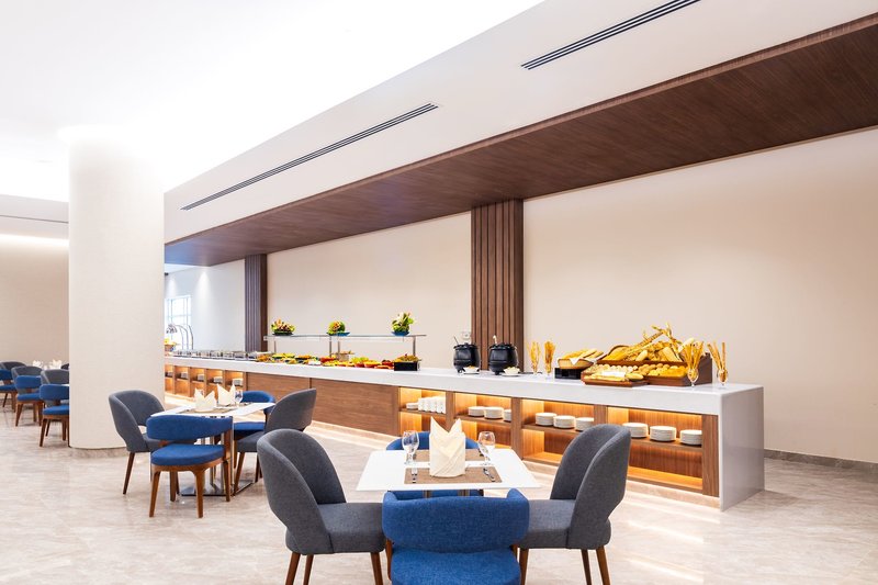 Cassells Al Barsha 8 - Bar