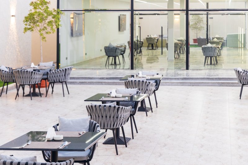 Cassells Al Barsha 13 - Restaurant