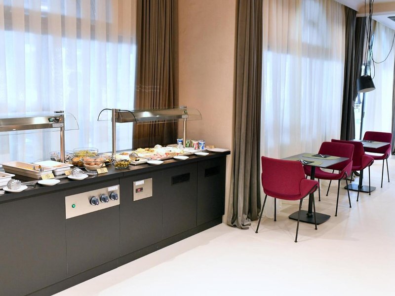 Hotel Milenij 28