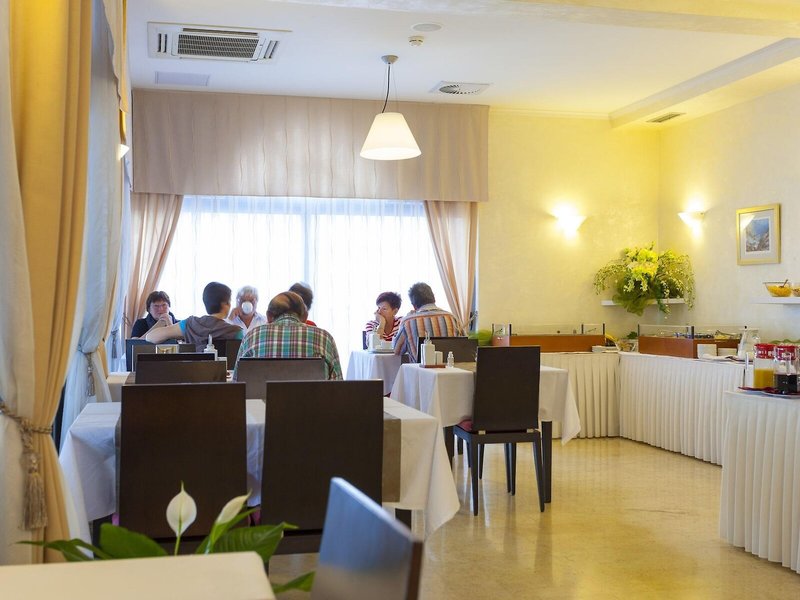 Hotel Milenij 30