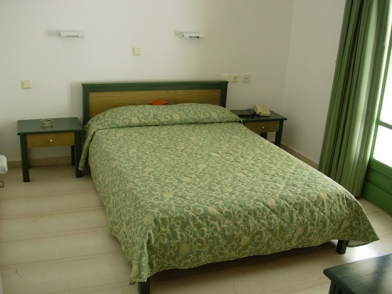 Nikolas Villas Apartments 8