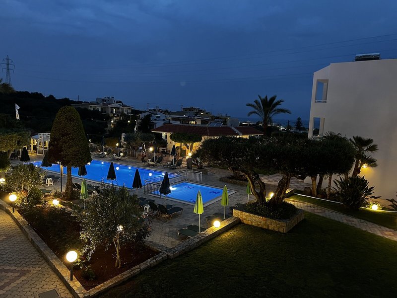 Nikolas Villas Apartments 9