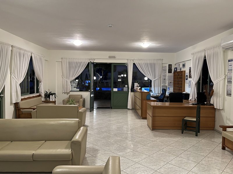 Nikolas Villas Apartments 13