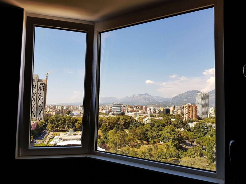 Sky Hotel 1