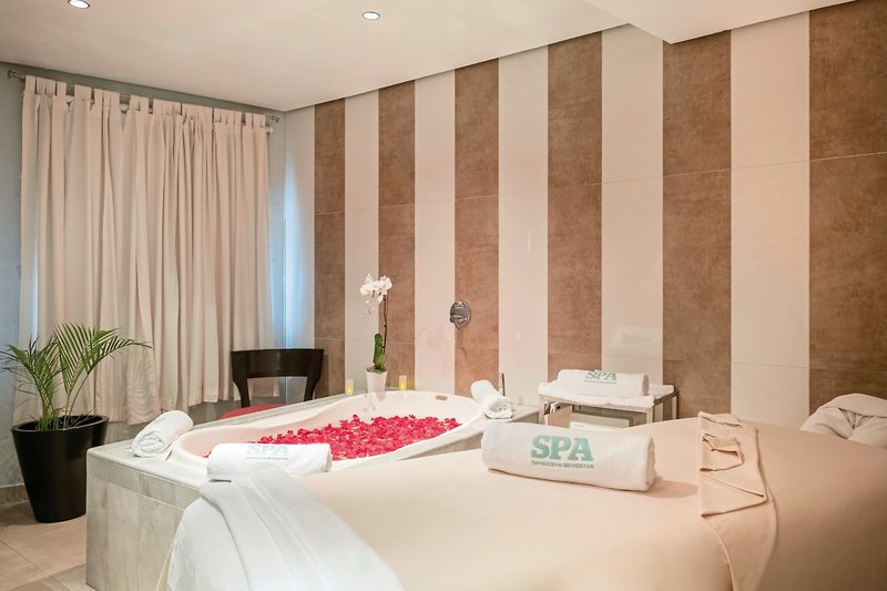 Iberostar Selection Rose Hall Suites 36