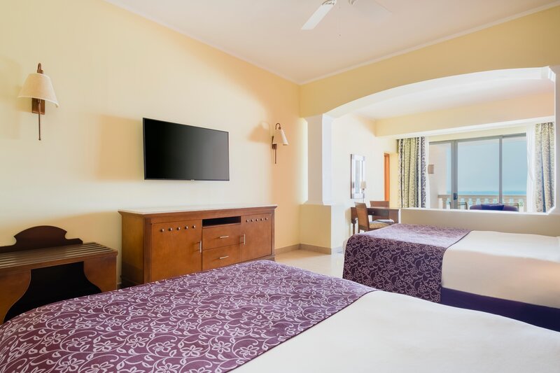 Iberostar Selection Rose Hall Suites 56