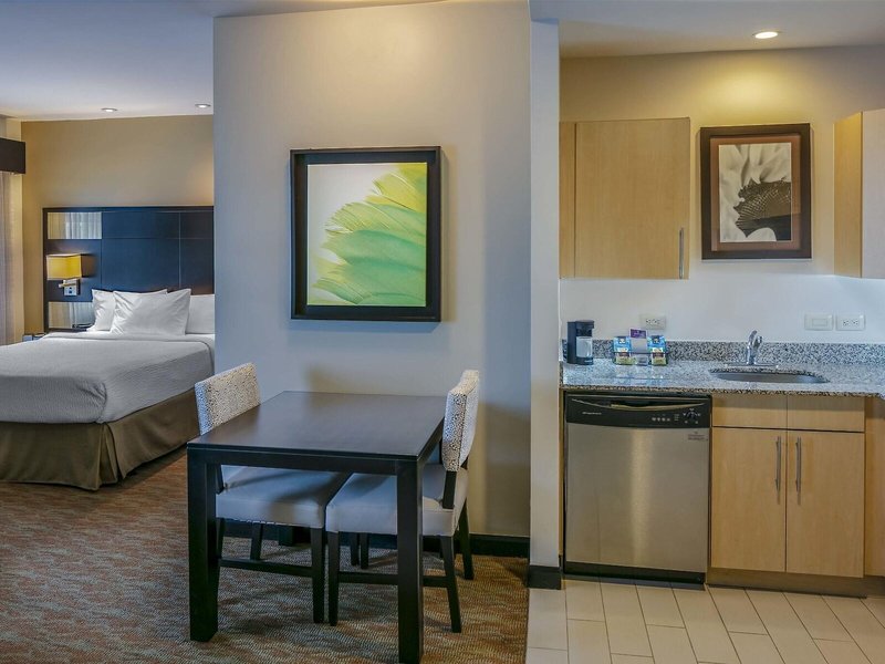 Residence Inn San Jose Escazu 26