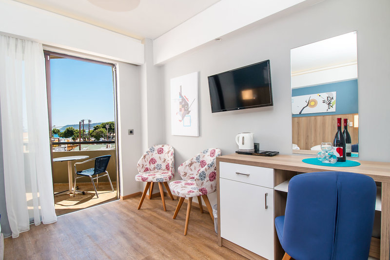 Sunny Days Hotel & Resort 8