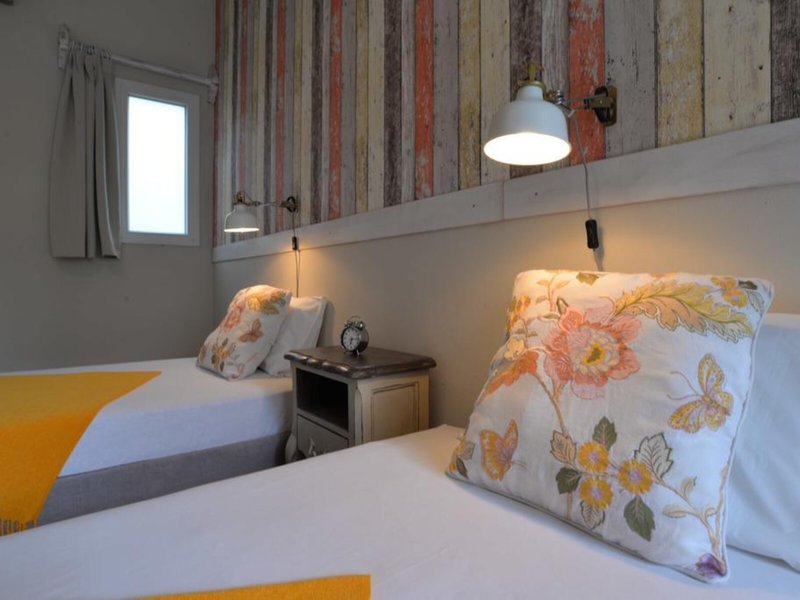 Golden Sun 36 - Room Example