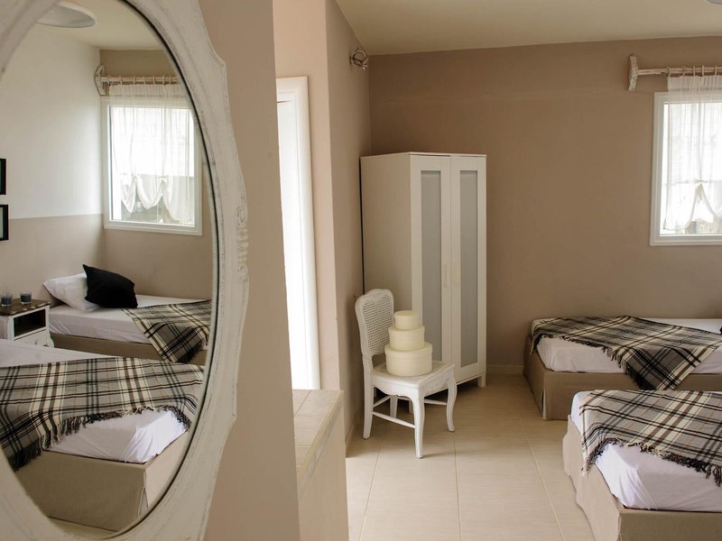 Golden Sun 37 - Room Example