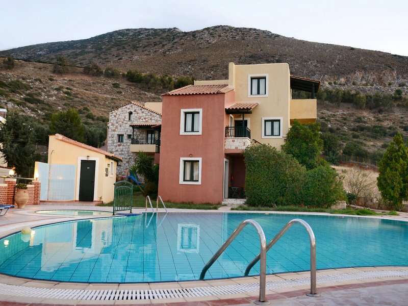 Petra Village 12 - Outdoor Pool