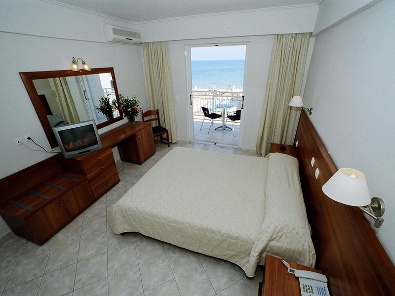 Meridien Beach Hotel 13