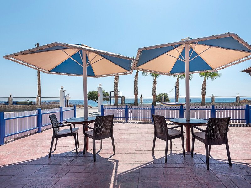 Mammis Beach Hotel 2