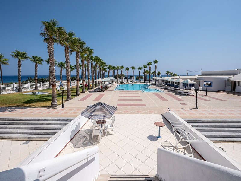 Mammis Beach Hotel 16