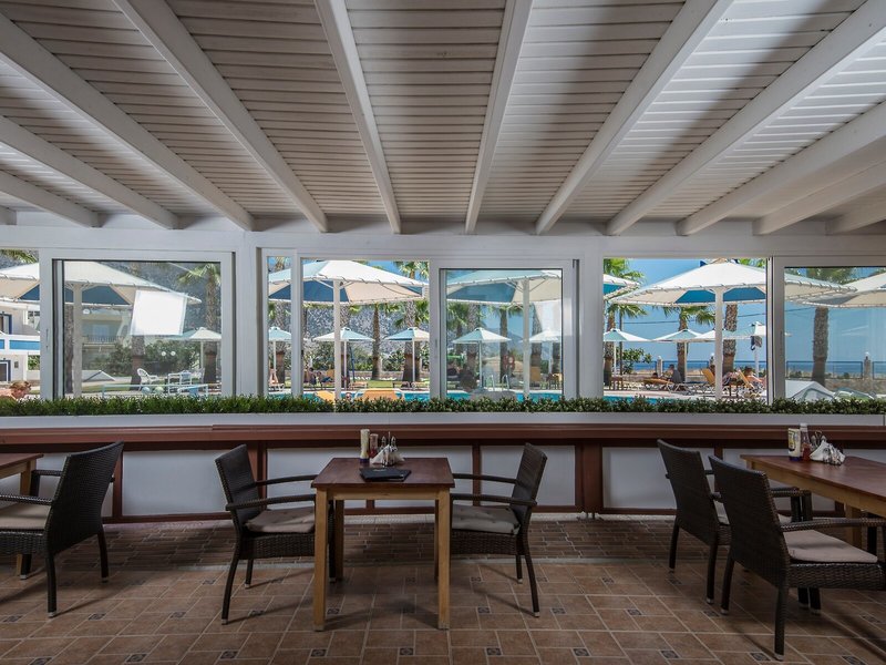 Mammis Beach Hotel 30