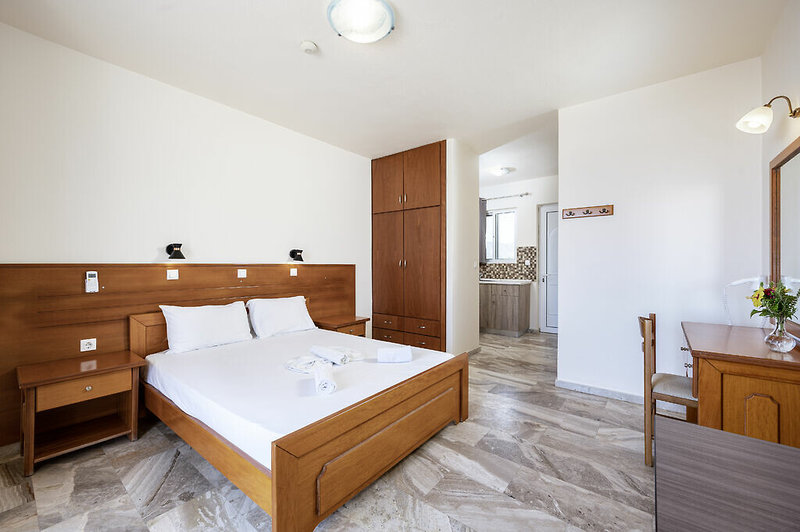 Mammis Beach Hotel 3