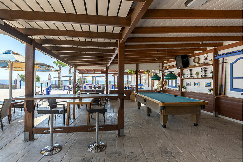 Mammis Beach Hotel 7