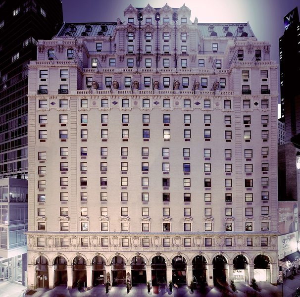 Paramount Hotel 1