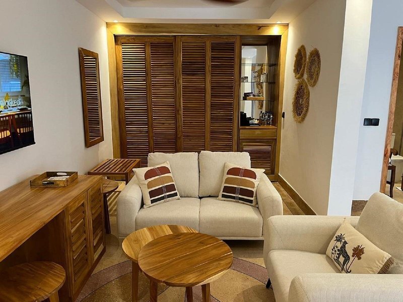 PalumboReef Beach Resort  5