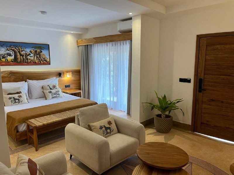 PalumboReef Beach Resort  10