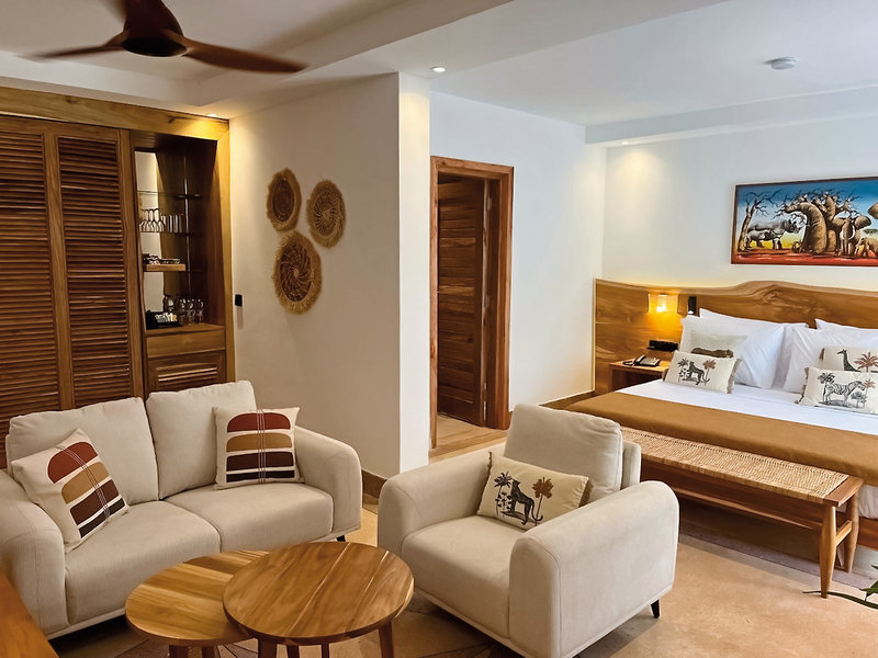 PalumboReef Beach Resort  11