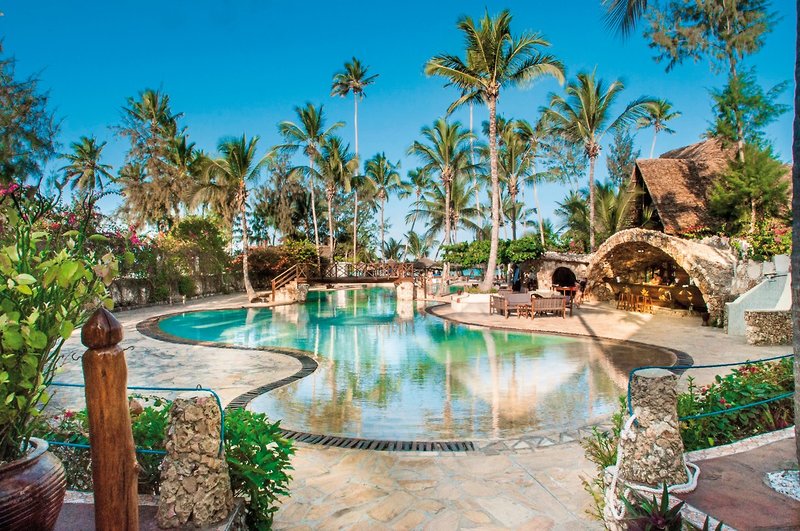 PalumboReef Beach Resort  4