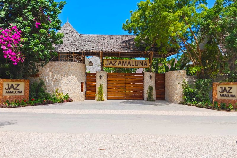 PalumboReef Beach Resort  14