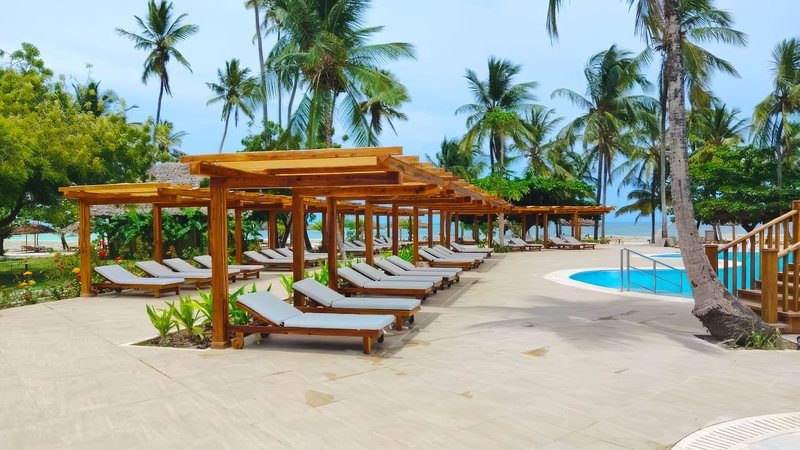 PalumboReef Beach Resort  19