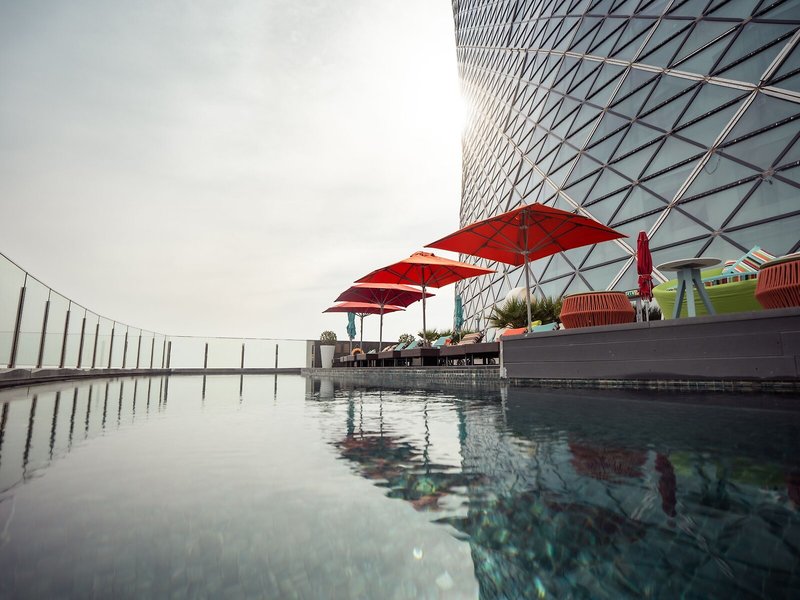 Andaz Capital Gate  12