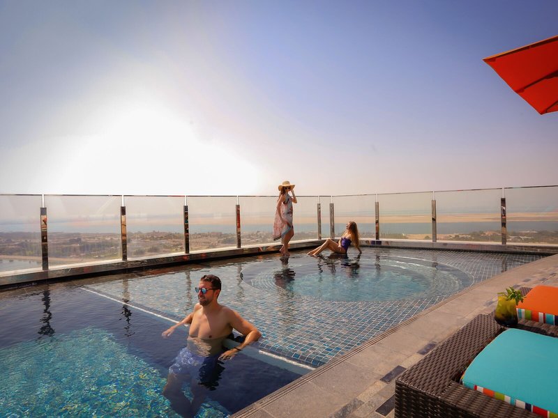 Andaz Capital Gate  14