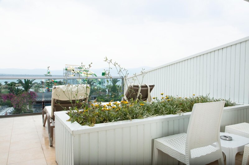 Venosa Beach Resort & Spa 63