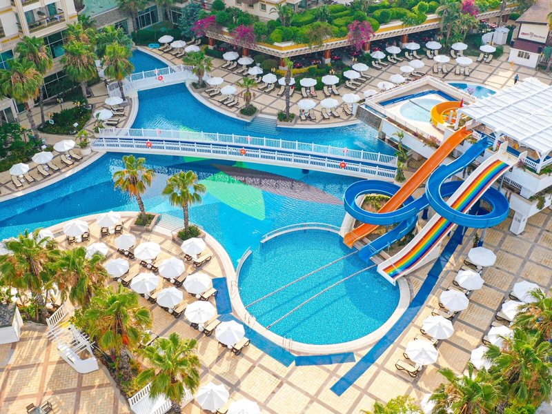 Diamond Excellence Resort & Spa 11