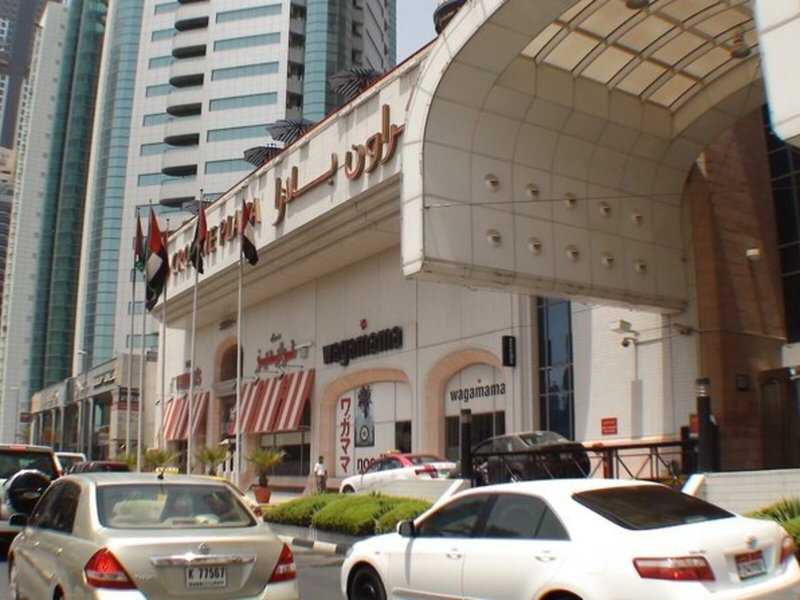 Crowne Plaza Dubai 3