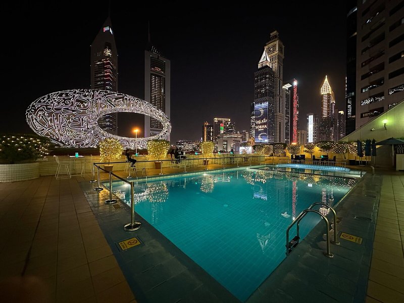 Crowne Plaza Dubai 7