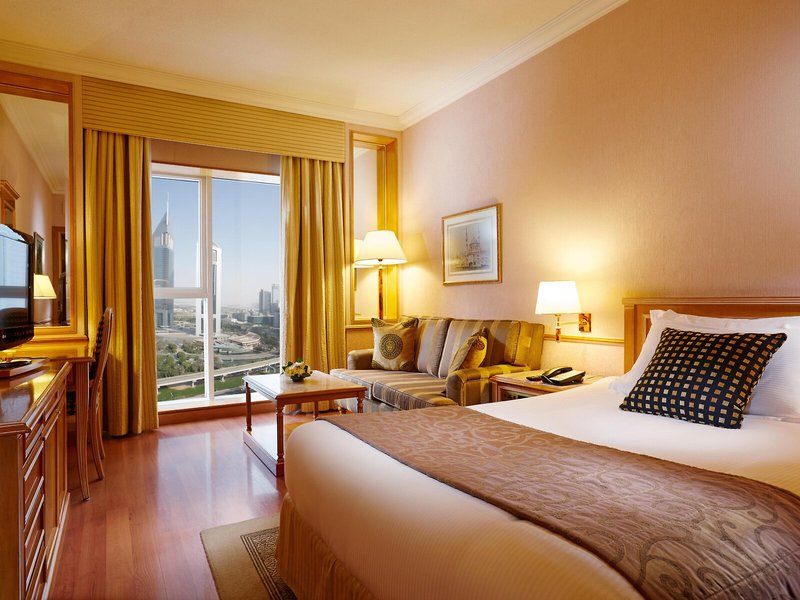 Crowne Plaza Dubai 36