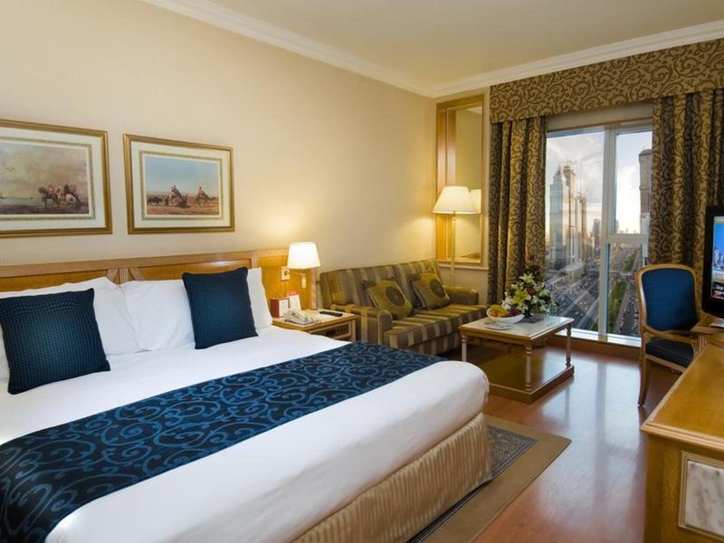 Crowne Plaza Dubai 40