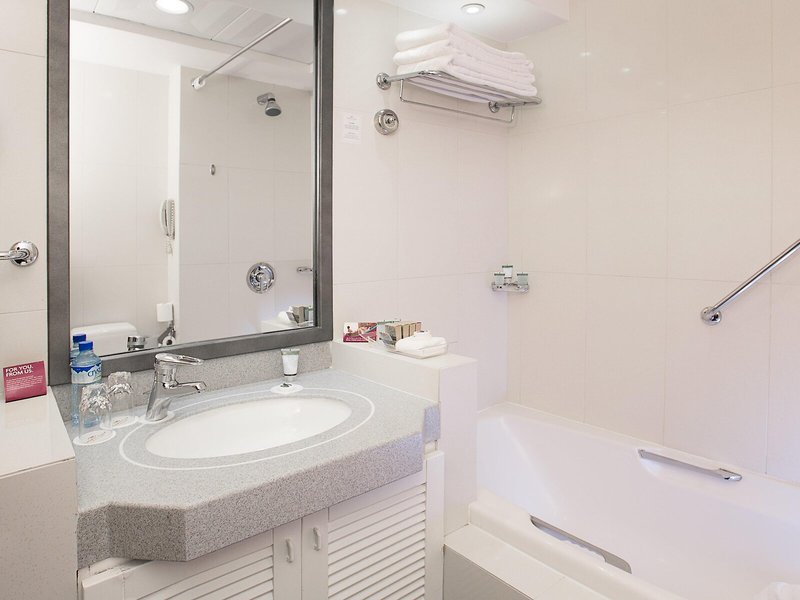 Crowne Plaza Dubai 45