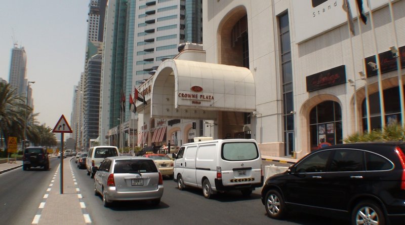 Millennium Plaza Downtown Hotel 8