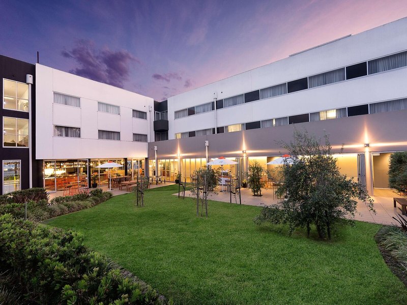 Atura Dandenong 2