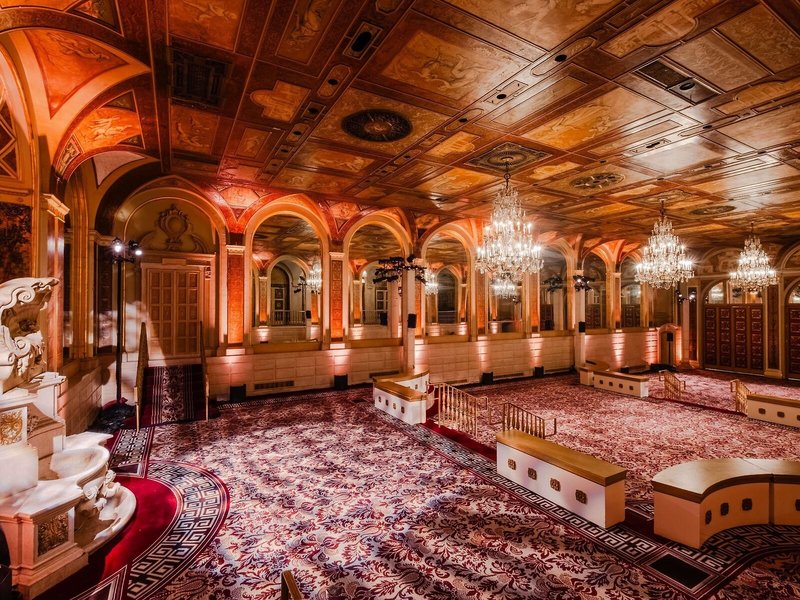 The Plaza New York 13