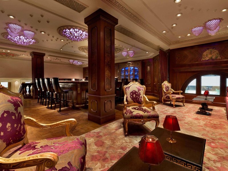 The Plaza New York 15
