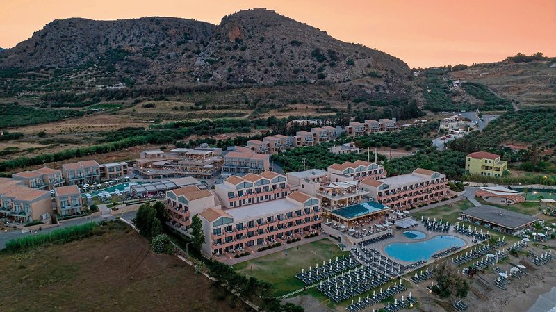 Kiani Beach Resort 6